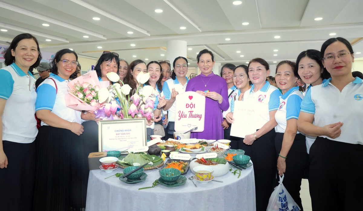 Những hình ảnh đáng nhớ tại Lễ Mít tinh hưởng ứng Ngày Gia đình Việt Nam 28/6 - Ảnh 32.
