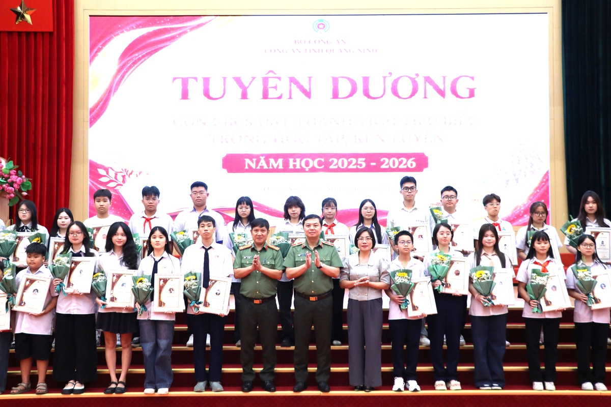 Lan tỏa giá trị tốt đẹp gia đình Công an nhân dân tỉnh Quảng Ninh - Ảnh 2.