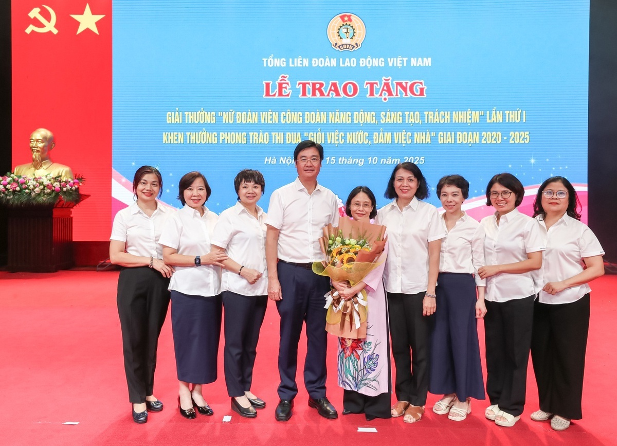 Phụ nữ Petrovietnam: Giữ lửa gia đình, tiếp sức cho những công trình năng lượng - Ảnh 1.