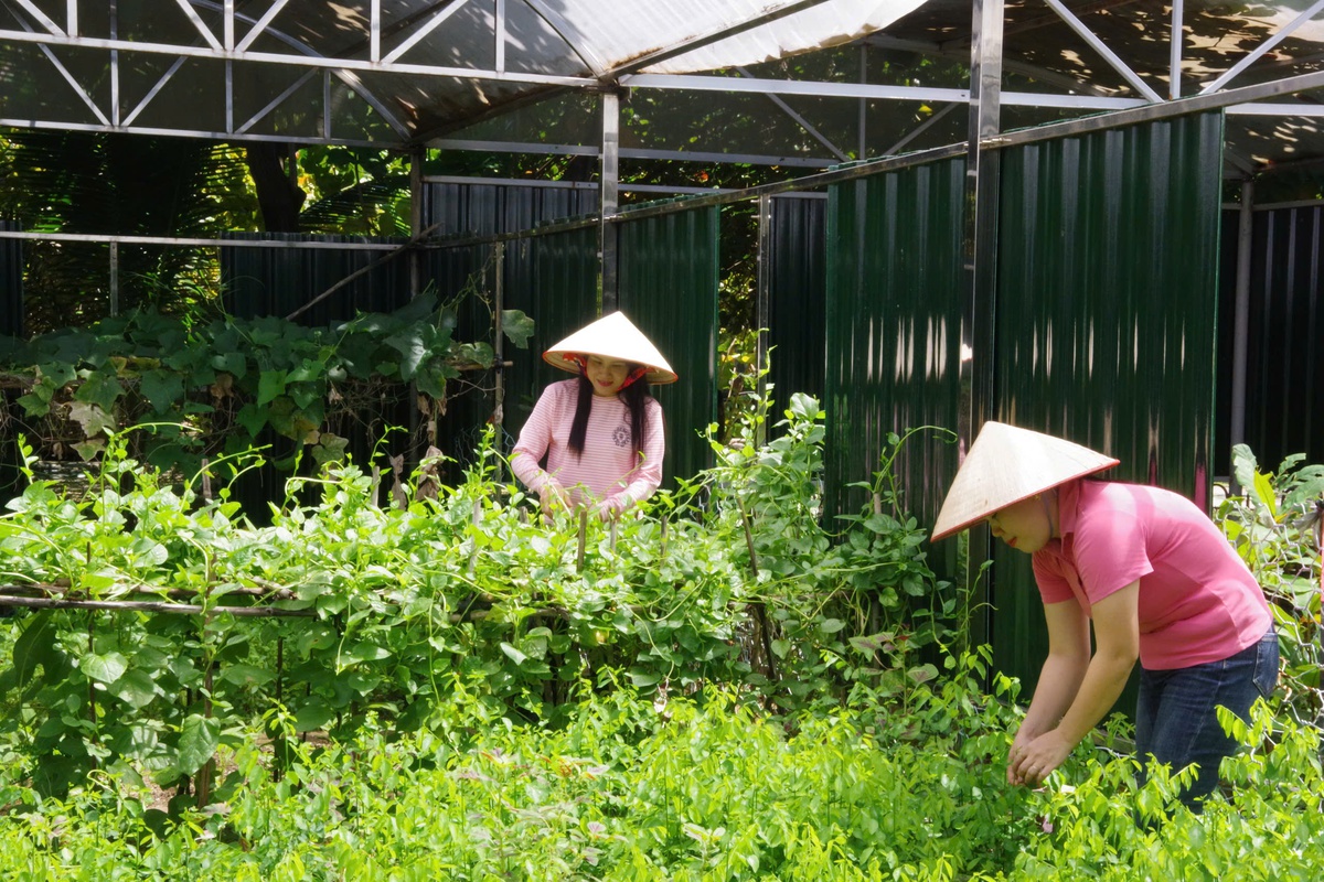 Gia đình - Điểm tựa bình yên nơi đầu sóng Trường Sa - Ảnh 2.