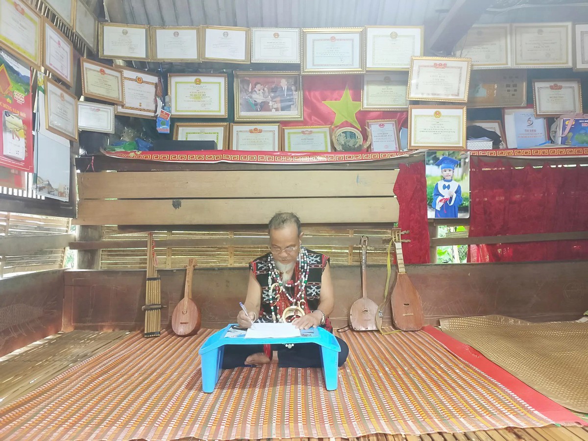 Những nữ sinh "số hóa" giai điệu dân gian Cơ Tu- Ảnh 7.