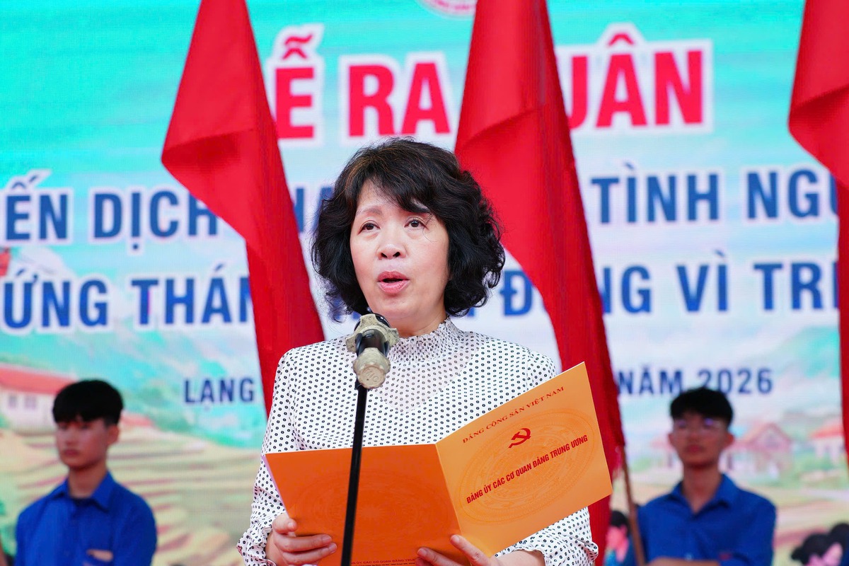 Lạng Sơn: Ra quân Chiến dịch Thanh niên tình nguyện hè và hưởng ứng Tháng hành động vì trẻ em 2026- Ảnh 1.