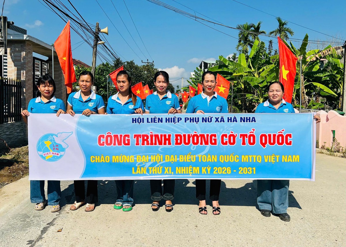 Phụ nữ Đà Nẵng vun đắp đường cờ Tổ quốc rực rỡ sắc hoa, kiến tạo tương lai xanh- Ảnh 3.