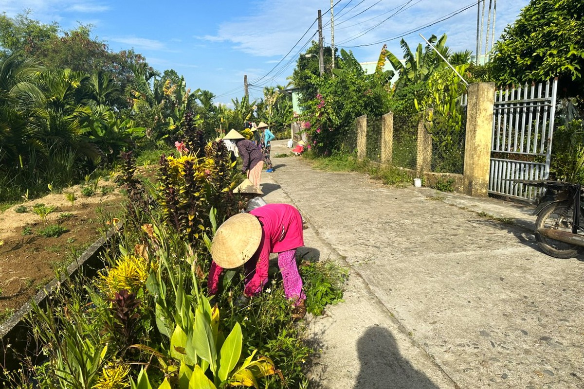 Phụ nữ Đà Nẵng vun đắp đường cờ Tổ quốc rực rỡ sắc hoa, kiến tạo tương lai xanh- Ảnh 5.