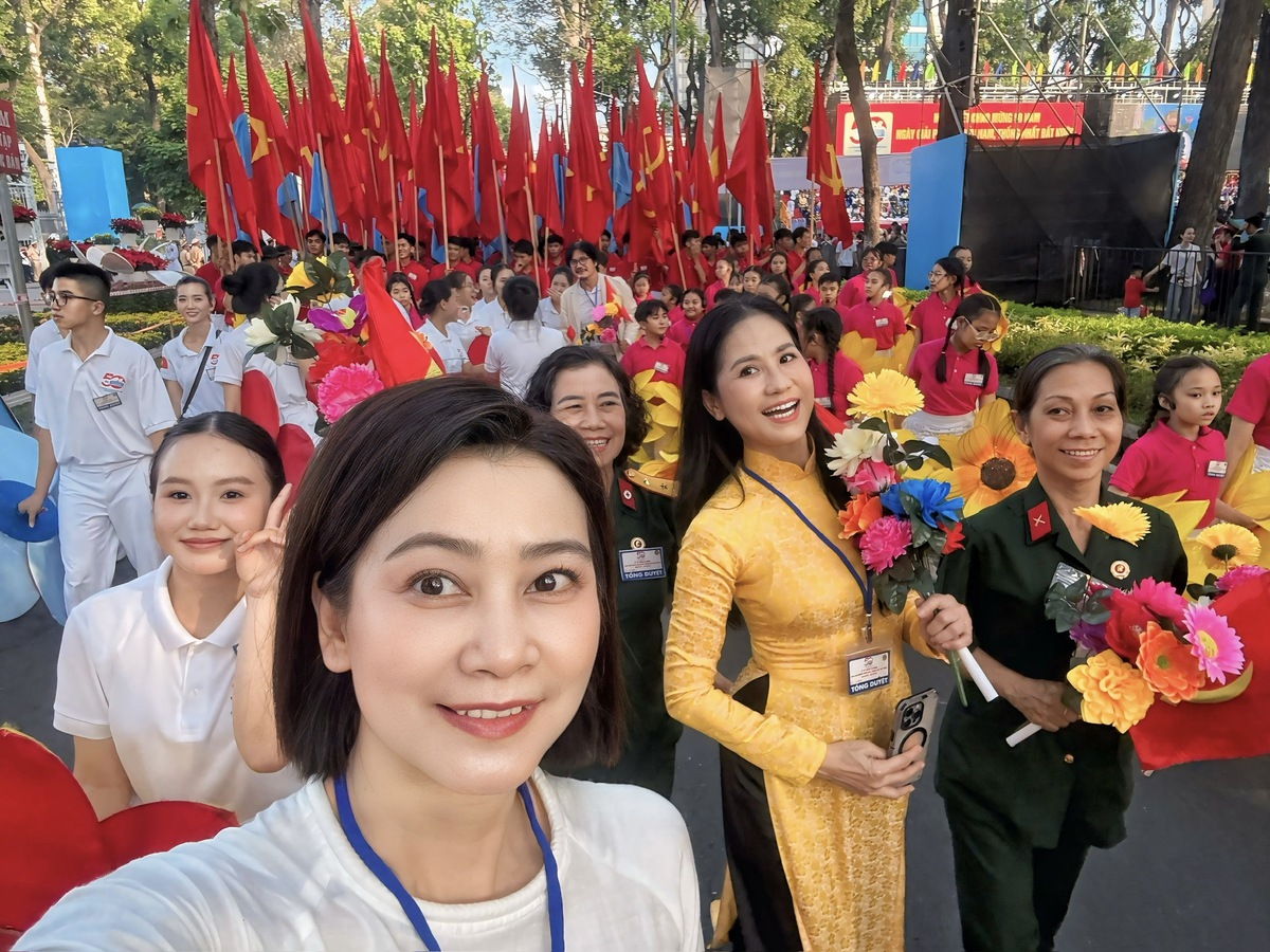 TPHCM trong tim nhà văn Hoài Hương, NSƯT Tuyết Thu, ca sĩ Duyên Quỳnh- Ảnh 3.