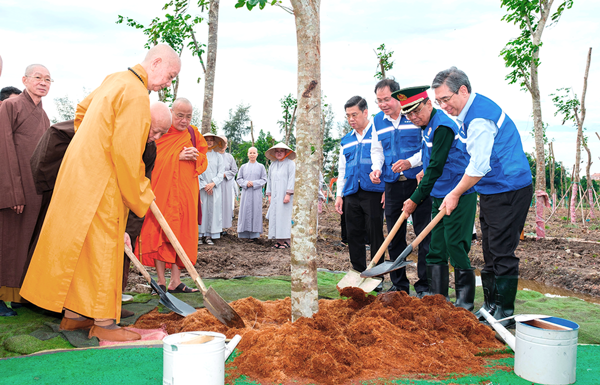 TPHCM: "Vườn cây Đại đoàn kết" hưởng ứng Ngày Môi trường Thế giới- Ảnh 2.