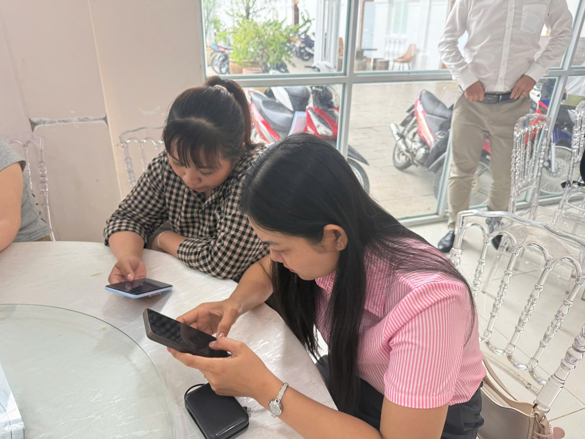Tập huấn ứng dụng AI và nâng cao năng lực quản lý vốn vay cho cán bộ Hội, phụ nữ tỉnh An Giang- Ảnh 4.