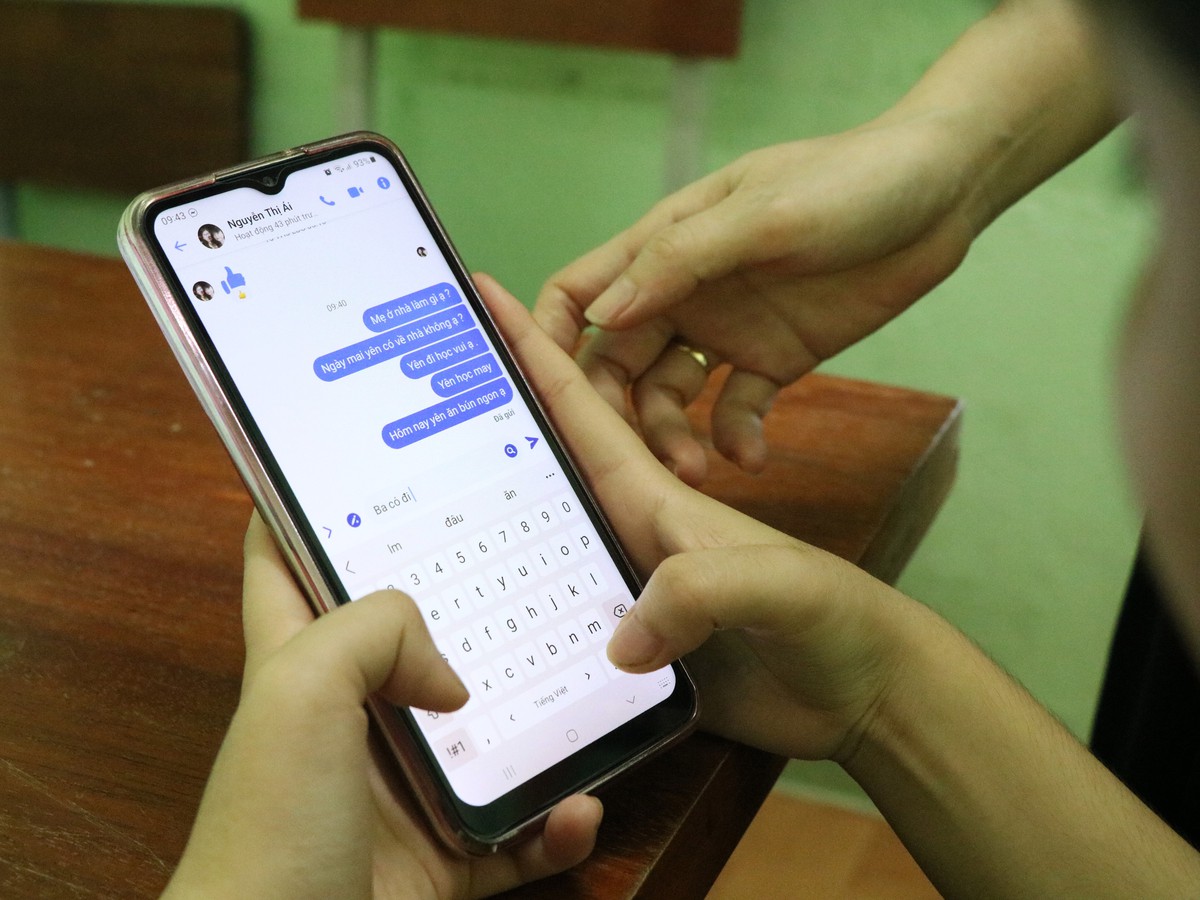 Trang bị "vắc-xin số" cho trẻ mồ côi, khuyết tật- Ảnh 6.
