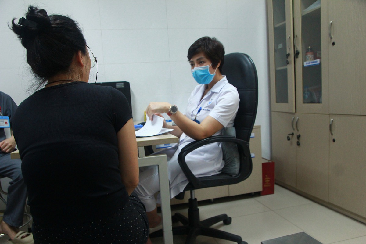 Chuyên gia da liễu: Bí kíp để da không sạm nám khi nắng nóng kéo dài- Ảnh 1.