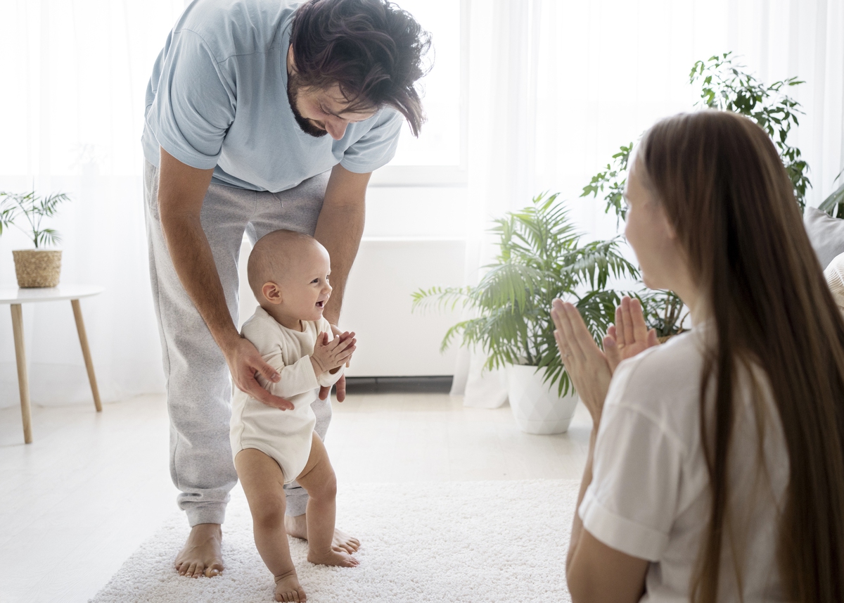 Chia đều trách nhiệm nuôi dạy con trong gia đình hiện đại- Ảnh 1. Chia đều trách nhiệm nuôi dạy con trong gia đình hiện đại- Ảnh 1.