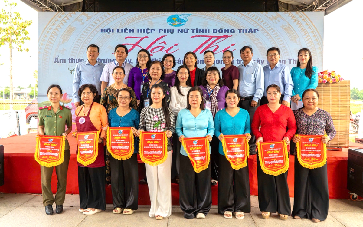 Phụ nữ Đồng Tháp tranh tài chế biến món ngon từ trái cây- Ảnh 2.