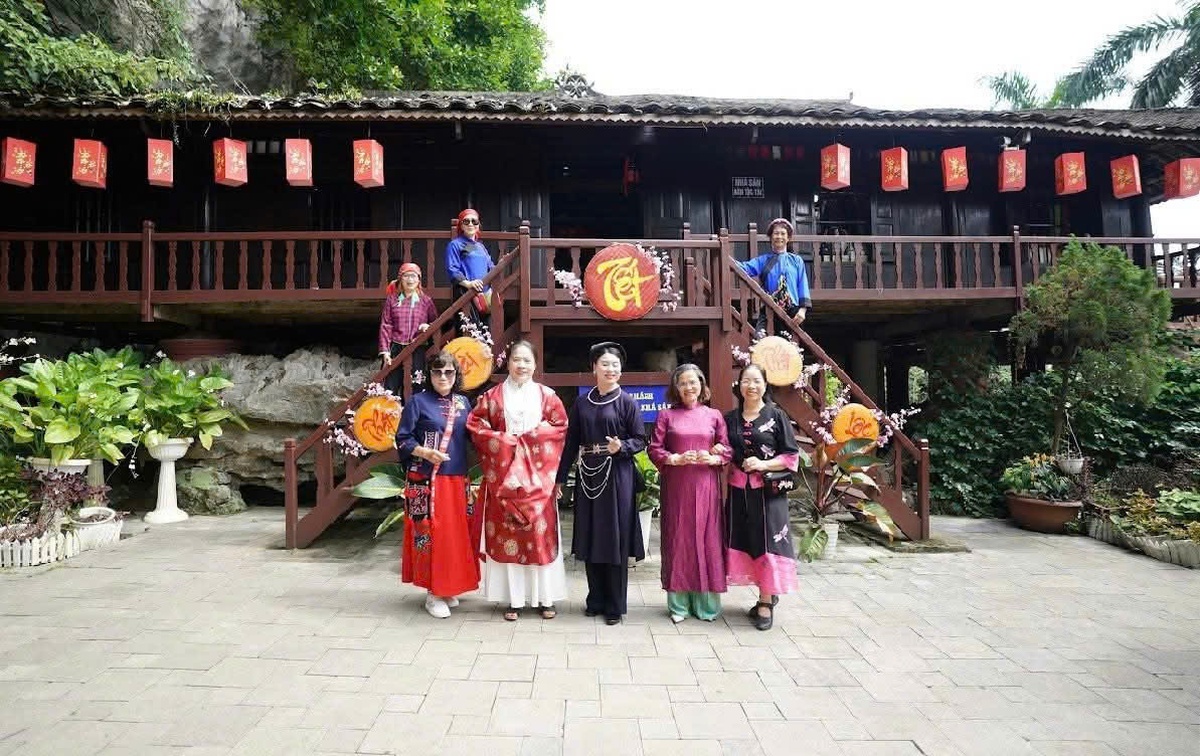 Ấn tượng "Hành trình chữa lành” và khám phá "Về miền tĩnh thức"- Ảnh 7. Ấn tượng "Hành trình chữa lành” và khám phá "Về miền tĩnh thức"- Ảnh 7.