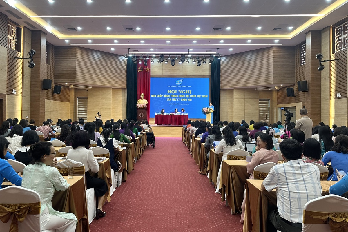 Khai mạc Hội nghị lần thứ 17, Ban Chấp hành TƯ Hội LHPN Việt Nam khóa XIII - Ảnh 2. Khai mạc Hội nghị lần thứ 17, Ban Chấp hành TƯ Hội LHPN Việt Nam khóa XIII - Ảnh 2.