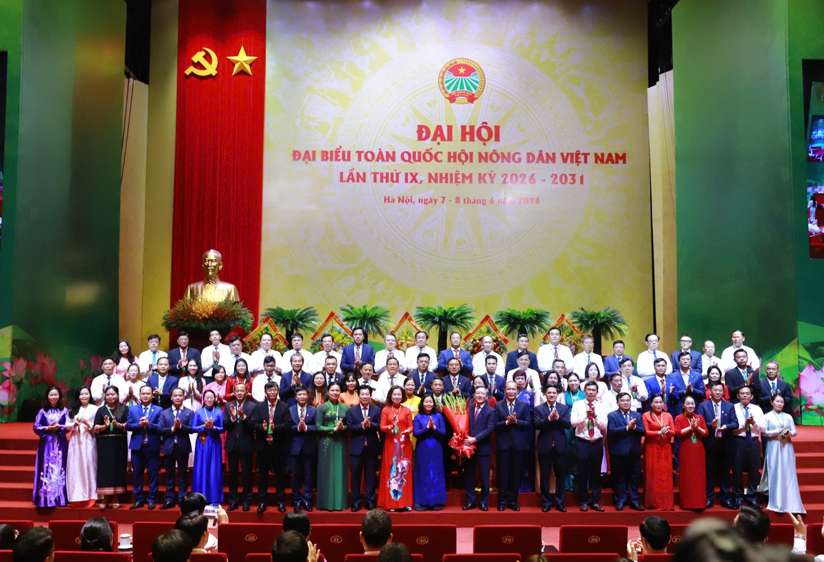 Quyết tâm đưa Nghị quyết Đại hội đại biểu toàn quốc Hội Nông dân Việt Nam sớm đi vào thực tiễn- Ảnh 1. Quyết tâm đưa Nghị quyết Đại hội đại biểu toàn quốc Hội Nông dân Việt Nam sớm đi vào thực tiễn- Ảnh 1.