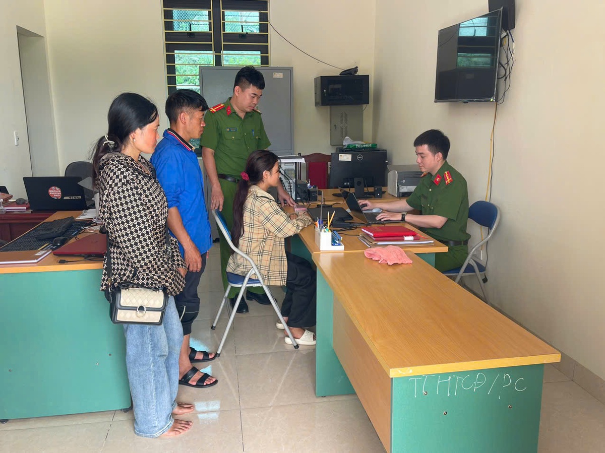 Kịp thời ngăn chặn, đưa thiếu nữ bị dụ dỗ qua mạng về nhà- Ảnh 1. Kịp thời ngăn chặn, đưa thiếu nữ bị dụ dỗ qua mạng về nhà- Ảnh 1.