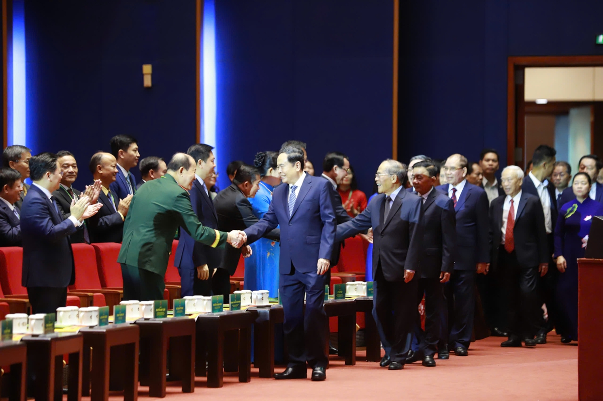 Khai mạc trọng thể Đại hội đại biểu toàn quốc Hội Nông dân Việt Nam lần thứ IX- Ảnh 2.