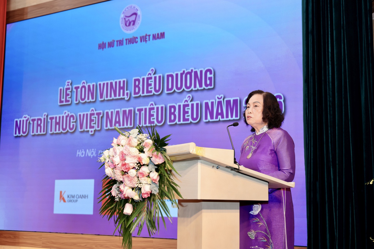Tôn vinh đóng góp và khát vọng cống hiến của những nữ trí thức Việt Nam tiêu biểu- Ảnh 3. Tôn vinh đóng góp và khát vọng cống hiến của những nữ trí thức Việt Nam tiêu biểu- Ảnh 3.