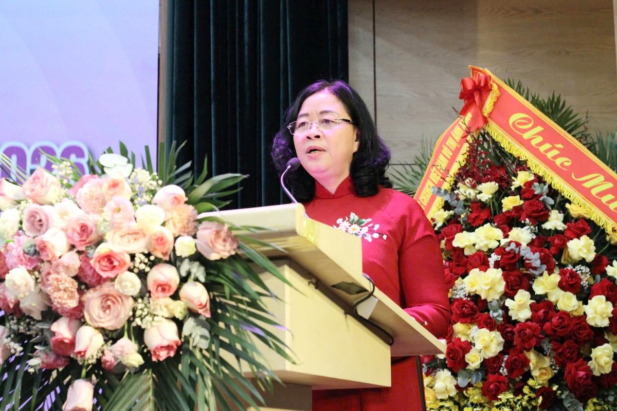 Tôn vinh đóng góp và khát vọng cống hiến của những nữ trí thức Việt Nam tiêu biểu- Ảnh 6. Tôn vinh đóng góp và khát vọng cống hiến của những nữ trí thức Việt Nam tiêu biểu- Ảnh 6.