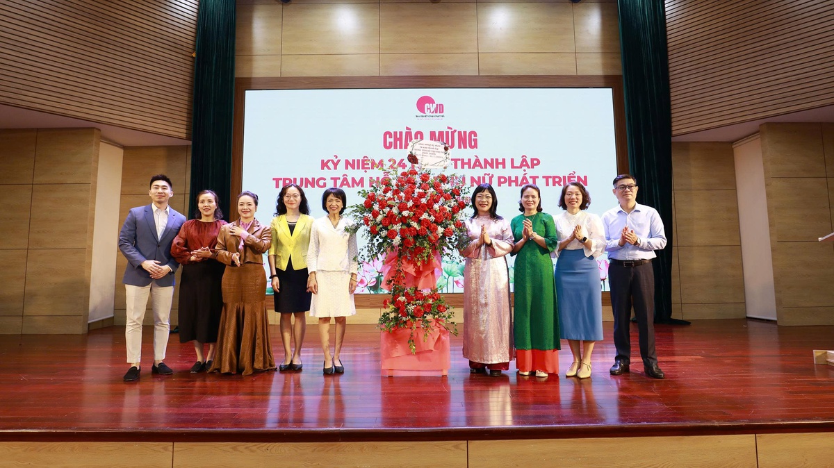 Thúc đẩy các doanh nghiệp và hộ kinh doanh do phụ nữ làm chủ trong nền kinh tế số- Ảnh 4.