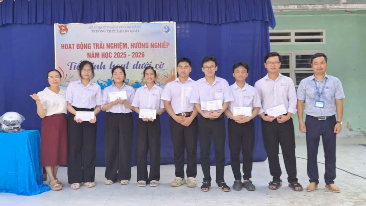 Khi “nòi” sư phạm thắp sáng kỳ tích Thủ khoa kép Đà Nẵng - Ảnh 4.