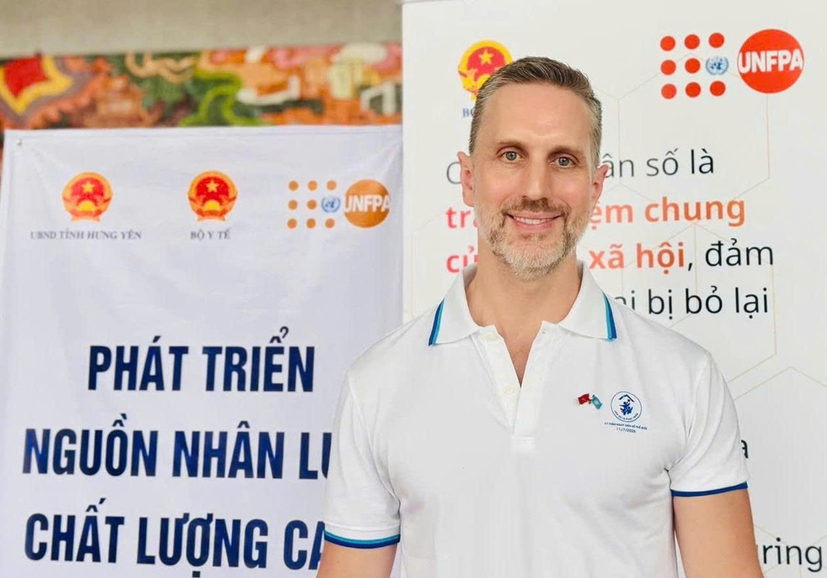 Diễn đàn tháng 7: Muốn gia đình sinh đủ 2 con, phải gỡ rào cản cho người trẻ - Ảnh 1.