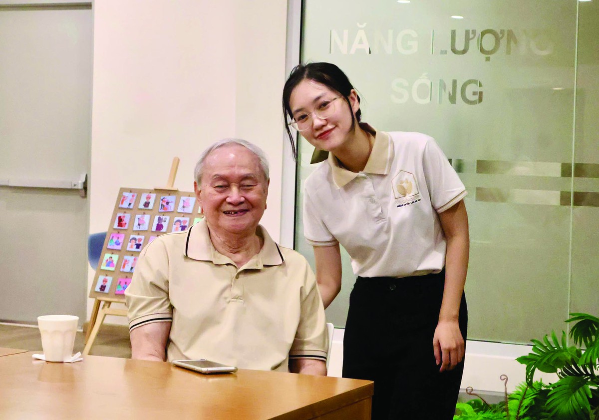 "Điểm tựa dịu dàng" cho tuổi xế chiều- Ảnh 3.
