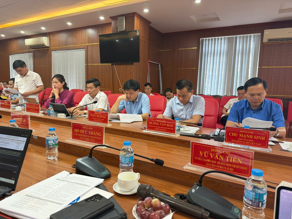 An sinh xã hội trong kỷ nguyên mới: Lấy người dân làm trung tâm chính sách  - Ảnh 1.