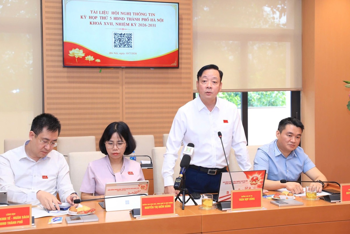 Hà Nội rút dự thảo quản lý vỉa hè, kỳ họp HĐND sẽ chất vấn về úng ngập đô thị - Ảnh 1.