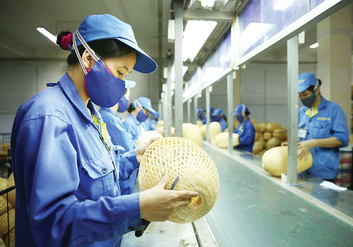 Thay đổi tư duy cấp tín dụng, giải cơn khát vốn cho doanh nghiệp nhỏ và vừa - Ảnh 2.