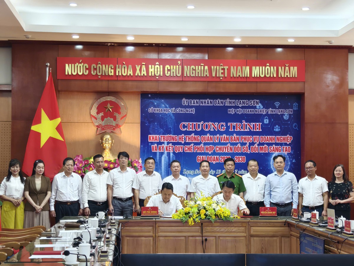 Lạng Sơn khai trương Hệ thống quản lý văn bản phục vụ doanh nghiệp, thúc đẩy chuyển đổi số - Ảnh 2.