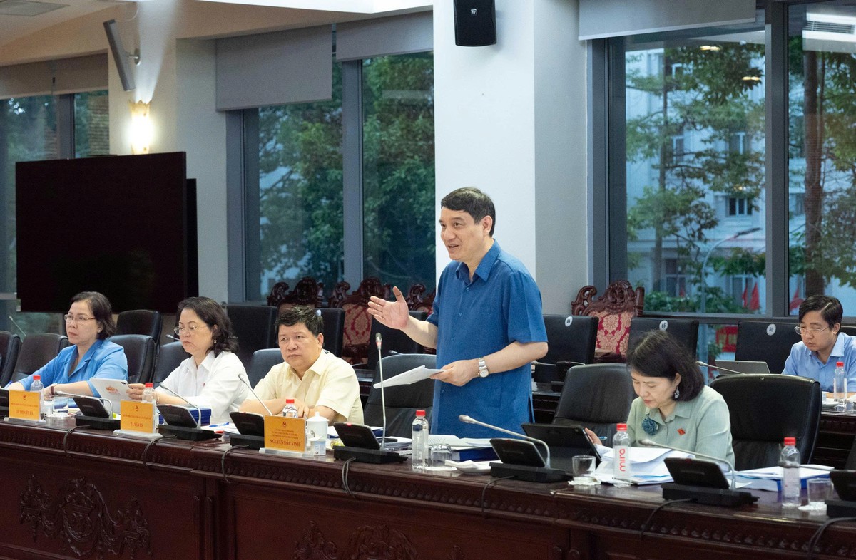 Sửa Luật lao động đi làm việc ở nước ngoài theo hợp đồng: Tư duy "hậu kiểm" và bài toán lấy người lao động làm trung tâm- Ảnh 5.