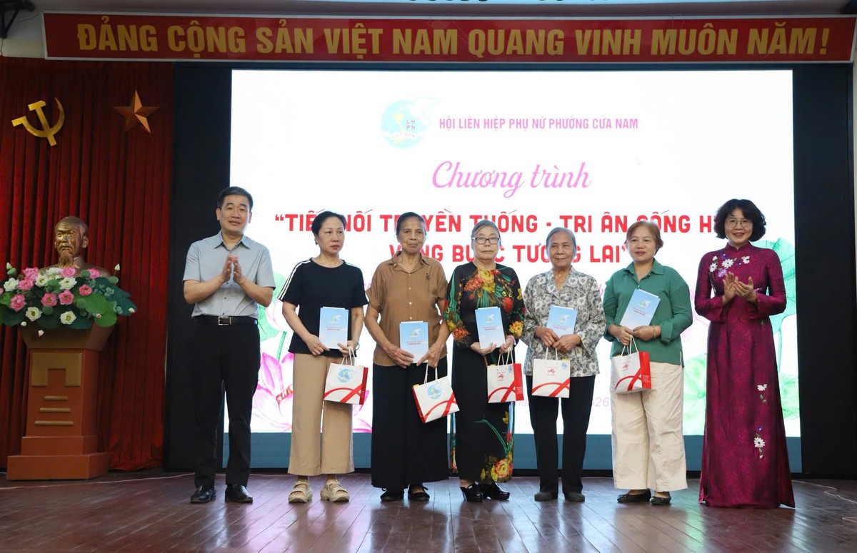 Phụ nữ phường Cửa Nam lan tỏa đạo lý "uống nước nhớ nguồn"- Ảnh 1.