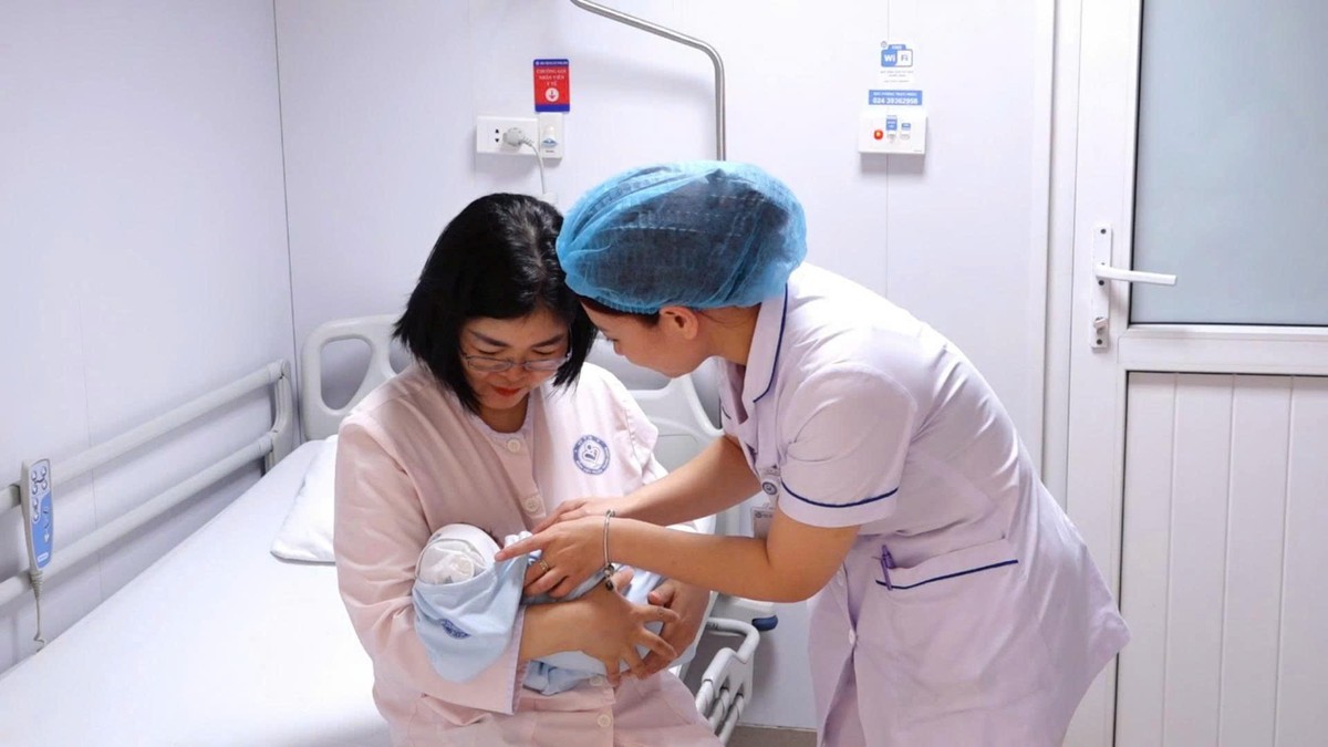 Áp lực cuộc sống khiến kế hoạch sinh con thứ hai ngày càng xa - Ảnh 1.