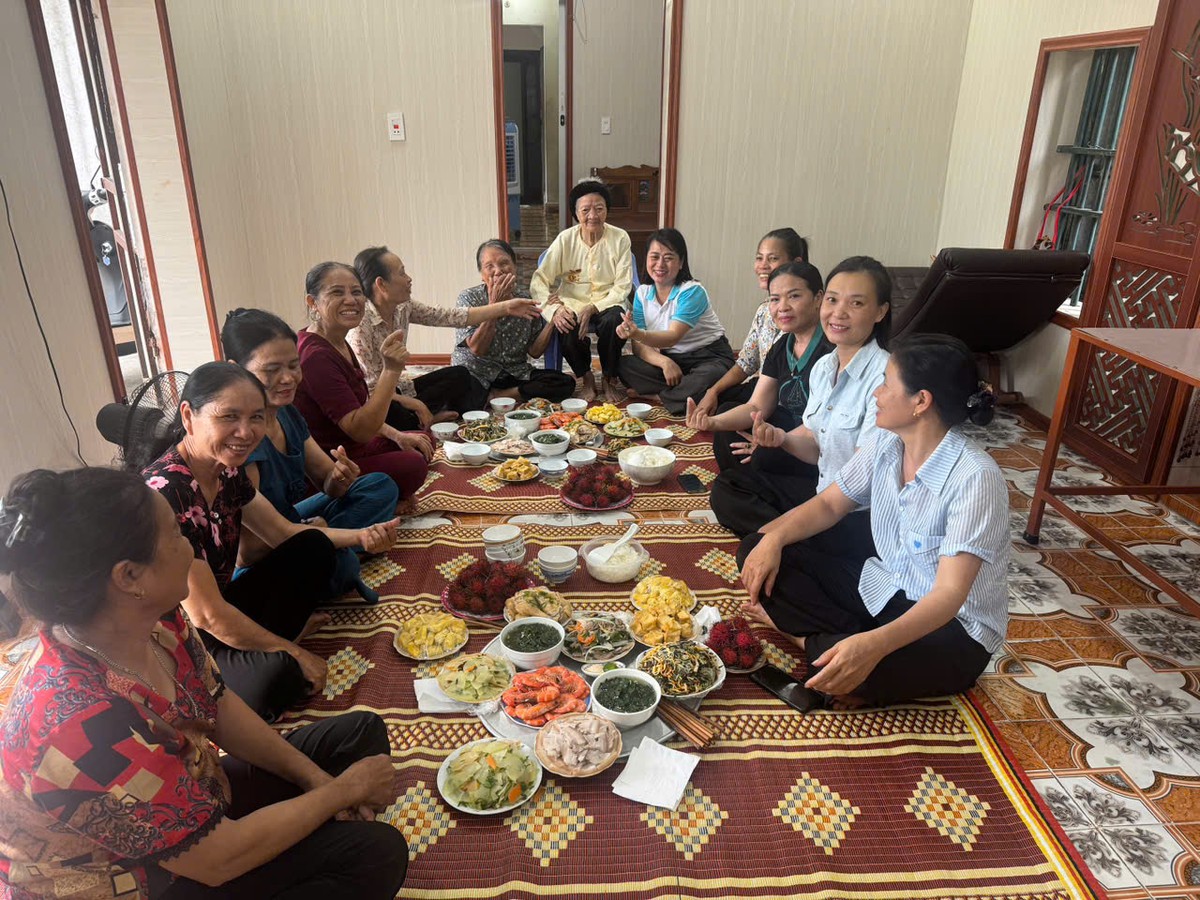 Nối dài ngọn lửa yêu thương từ những mâm cơm tri ân dịp 27/7 - Ảnh 1.