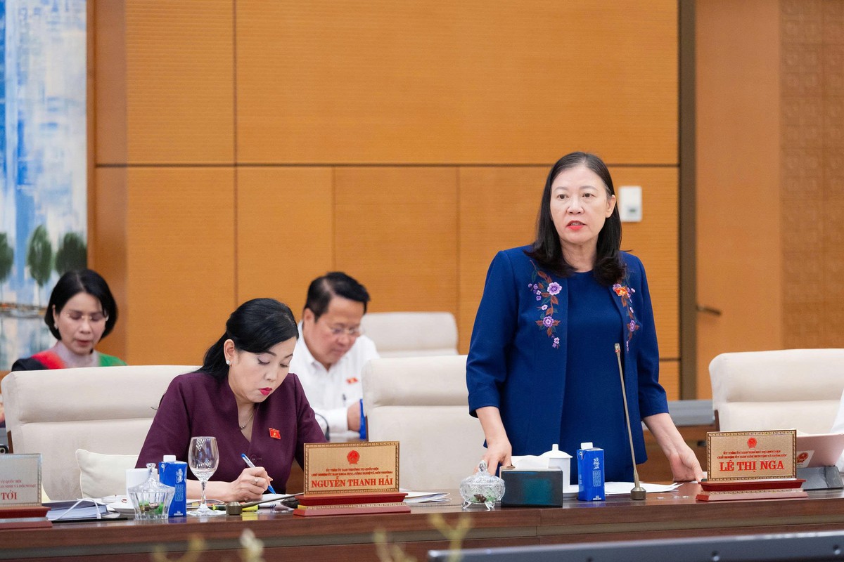 Đại biểu Quốc hội: Nghiên cứu tách kỳ thi tốt nghiệp THPT và tuyển sinh đại học từ vụ điểm Toán ở Tuyên Quang- Ảnh 1.