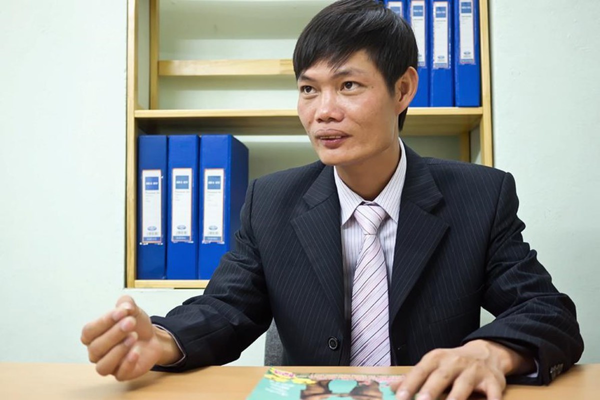 Đề xuất trượt đăng kiểm xe thiếu búa phá kính: Nên khuyến khích thay vì bắt buộc - Ảnh 2.