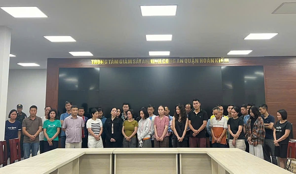 "Chạy" bệnh án tâm thần: DJ Thái Hoàng có thể bị phục hồi điều tra? - Ảnh 3.