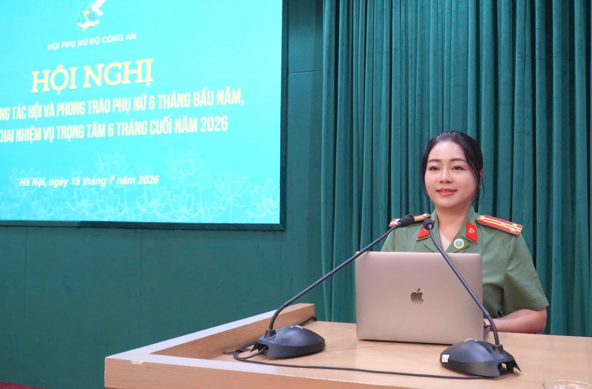 Nhiều hoạt động nổi bật, có ý nghĩa chính trị, xã hội sâu sắc trong phụ nữ Công an nhân dân - Ảnh 2.
