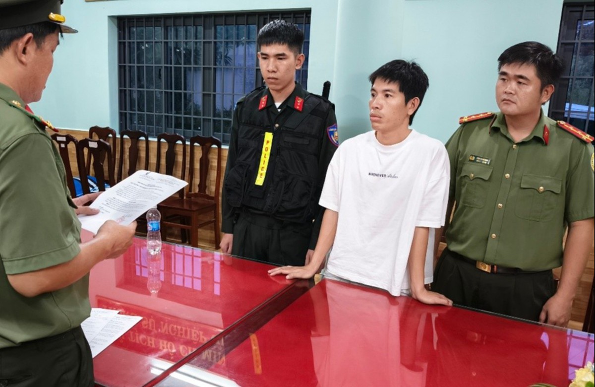 Cho 4 người nước ngoài lưu trú trái phép, 2 người Phú Quốc bị khởi tố - Ảnh 1.