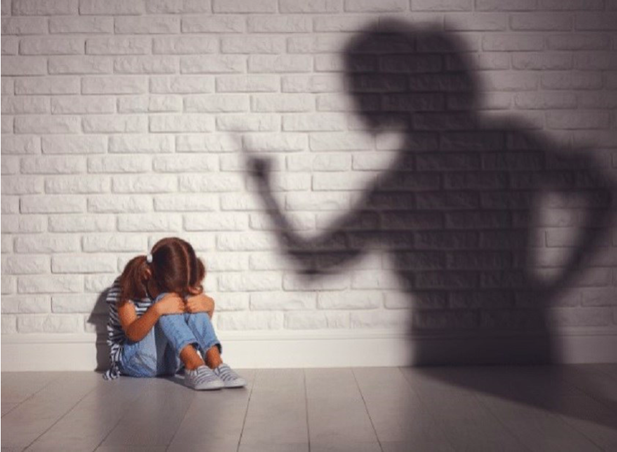 Cha mẹ nghiêm khắc đến đâu là đủ? - Ảnh 1.