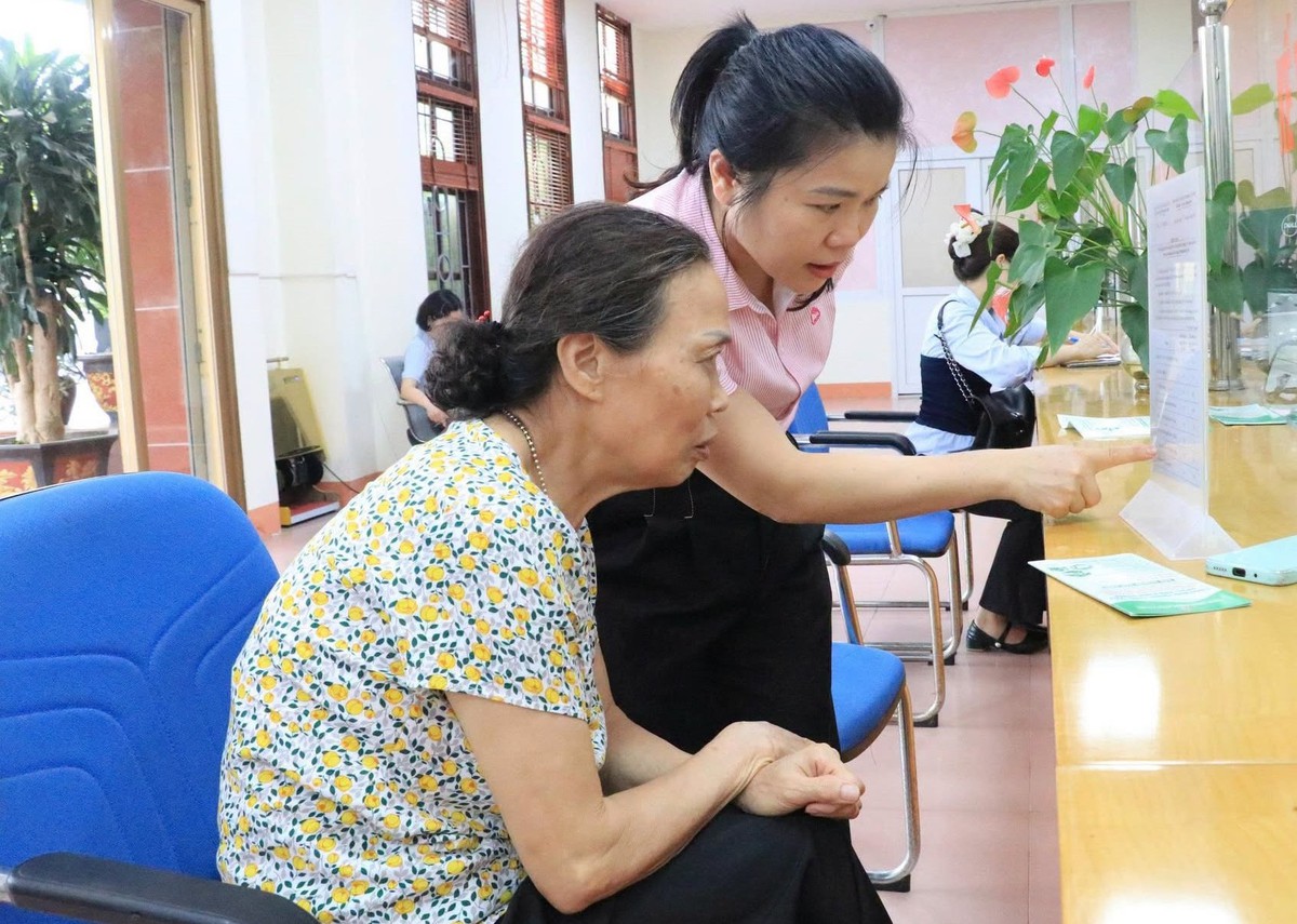 Lạng Sơn: Sôi nổi ngày hội “Gửi tiền tiết kiệm, chung tay vì người nghèo” - Ảnh 3.