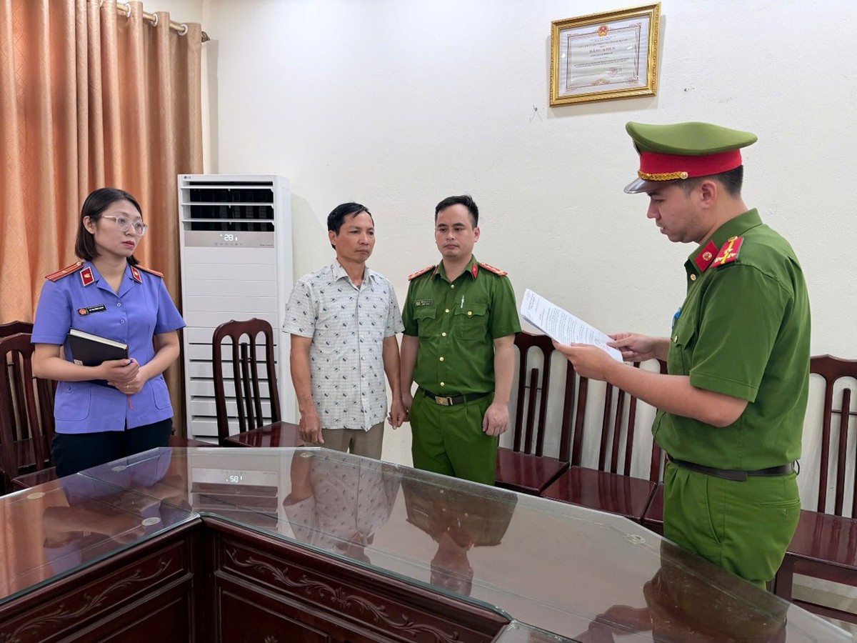 Khởi tố 4 cựu lãnh đạo xã gây thiệt hại hơn 1,4 tỷ đồng ngân sách - Ảnh 1.