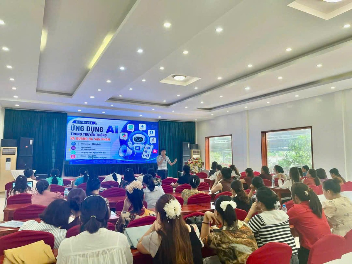 Hội LHPN Việt Nam tập huấn ứng dụng công cụ trí tuệ nhân tạo trong hoạt động kinh doanh cho hội viên phụ nữ- Ảnh 2.