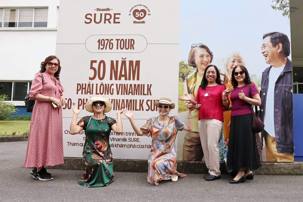 Từ tuổi 50, chủ động chăm sóc sức khỏe bằng nguồn sữa giàu dinh dưỡng cho giai đoạn hoàng kim - Ảnh 1.