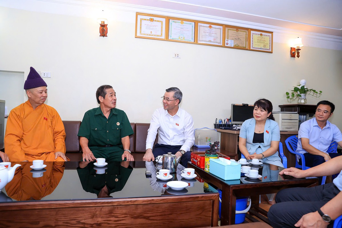 Bộ trưởng Bộ Tài chính tri ân gia đình người có công nhân Ngày Thương binh - Liệt sĩ- Ảnh 2.