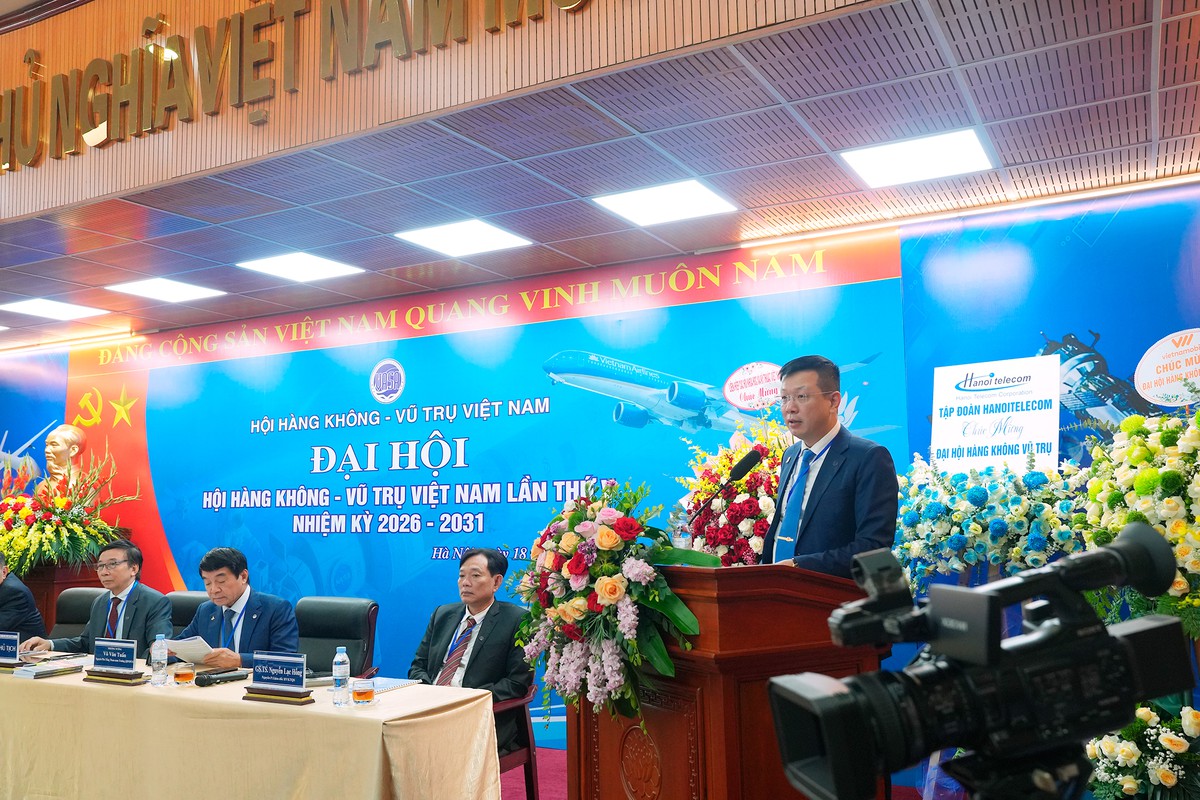 Chinh phục bầu trời bắt đầu từ trí thức trẻ- Ảnh 2.