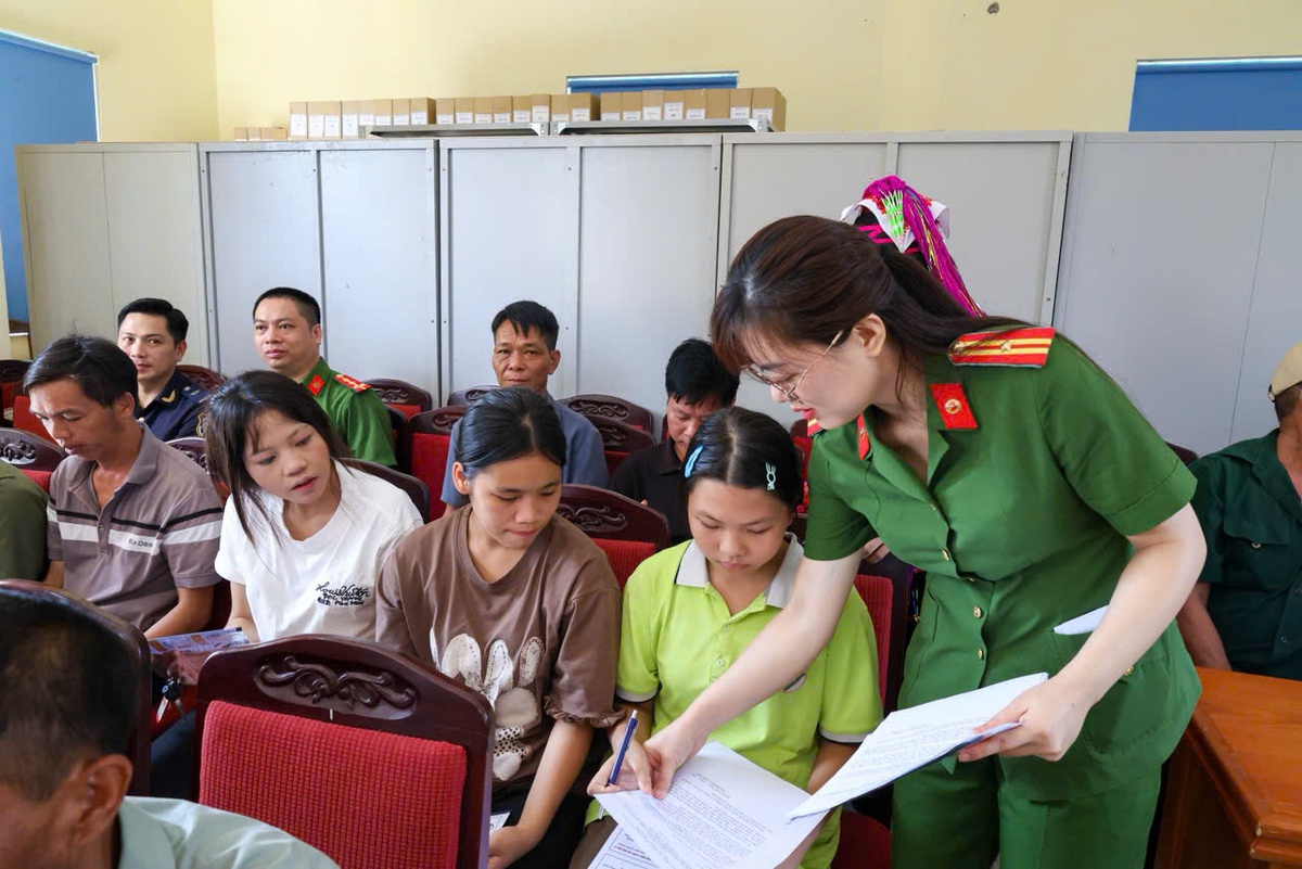 Quảng Ninh: Ra mắt công trình “Ánh sáng xanh vùng biên”- Ảnh 3.