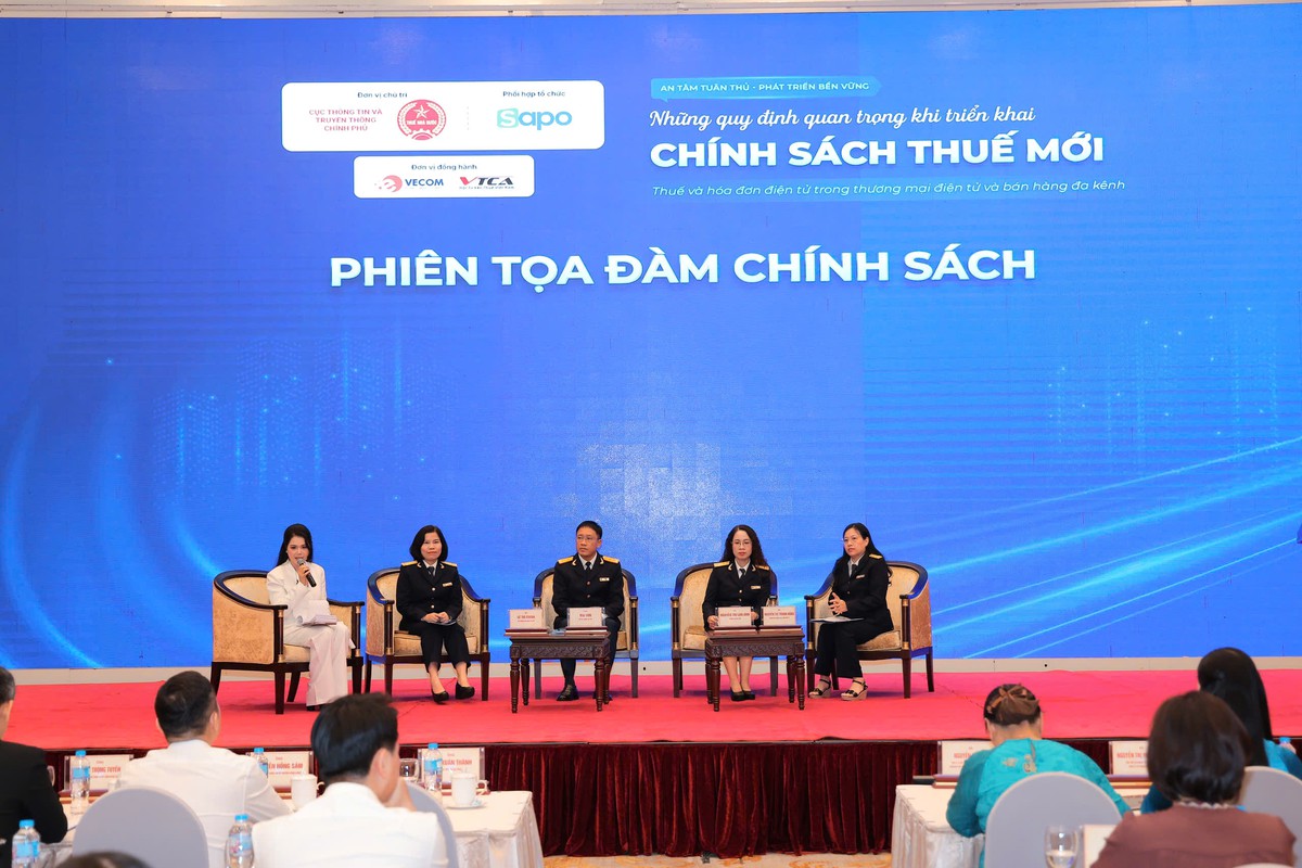 Cơ quan thuế cam kết đồng hành, hỗ trợ người nộp thuế thích ứng chính sách mới - Ảnh 2.