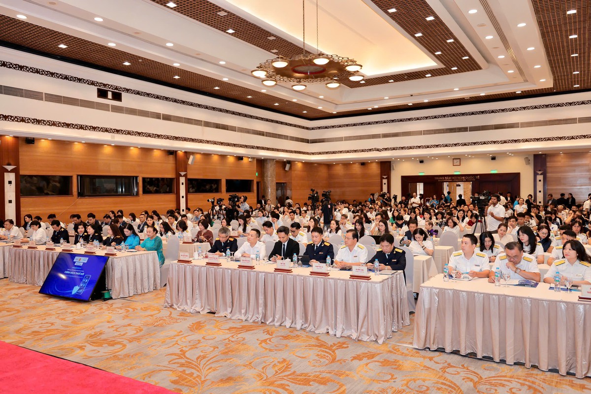 Cơ quan thuế cam kết đồng hành, hỗ trợ người nộp thuế thích ứng chính sách mới - Ảnh 1.