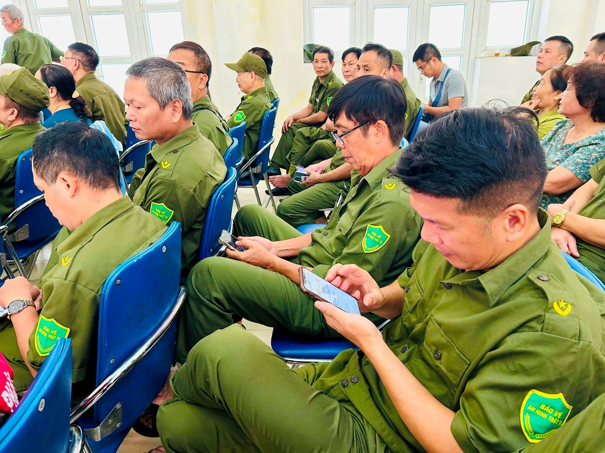 Phường Hoàng Mai phát huy sức mạnh toàn dân, giữ vững an ninh từ cơ sở- Ảnh 2.